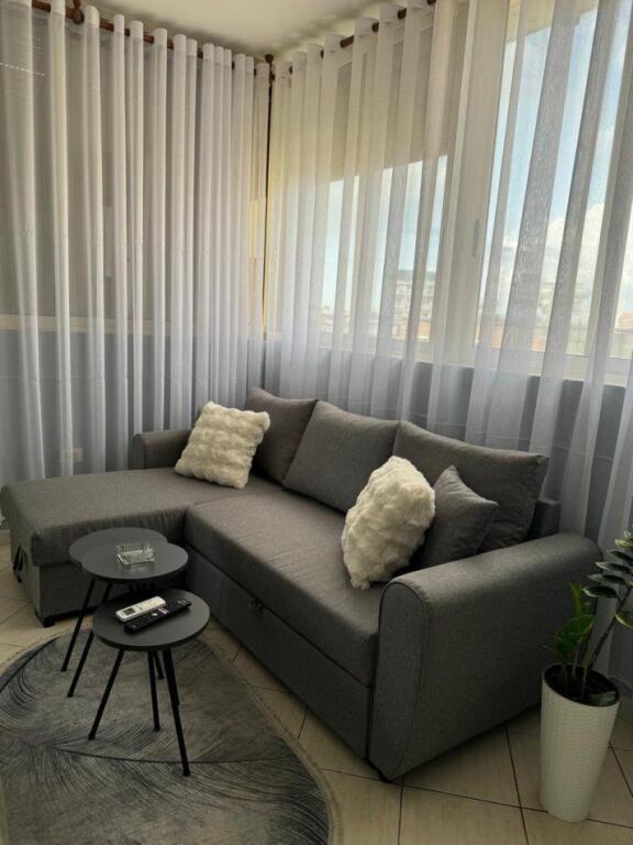 APARTAMENT ME QERA 1+1 RRUGA DURRESIT 540 EURO