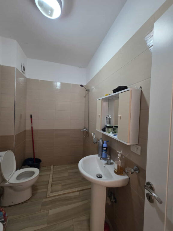 Apartament ne Shitje 1+1 ne Shkoze (ID B110478) Tirane