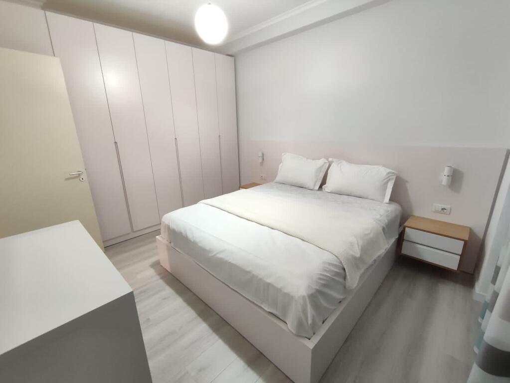 Apartament me qera 1+1 Prokuroria