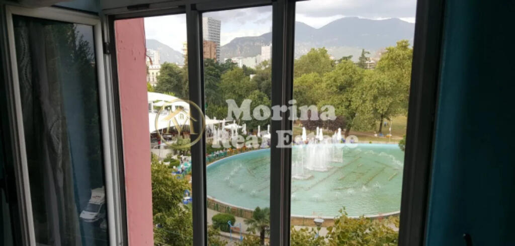 Affitto Appartamento 2+1, Centro, 650 Euro/mese.