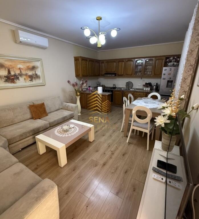 Rent, Apartment 1+1+block, Xhamllik, 450 Euro/month