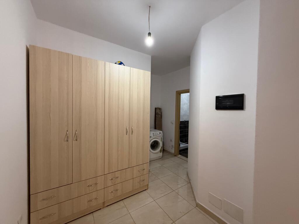 Appartamento 1+1 con ascensore in affitto nel palazzo ad Astir, 55 m² 350 Euro