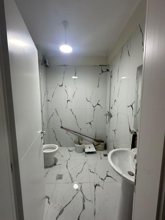 APARTAMENT ME QERA 1+1