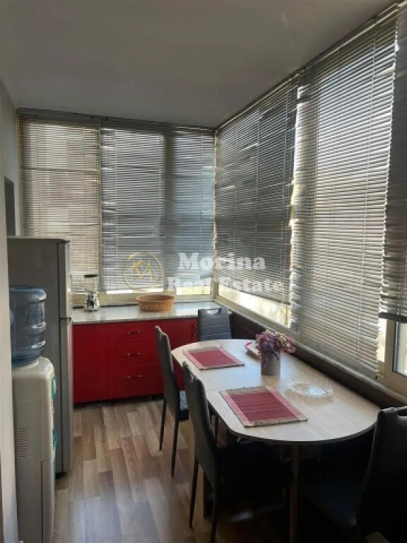 Apartament 2+1, Kodra e Diellit, 500 Euro/muaj.