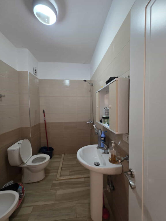 Apartament ne Shitje 1+1 ne Shkoze (ID B110478) Tirane