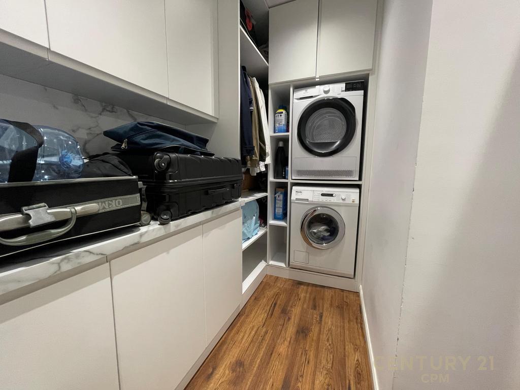 Apartament 3+1 + Parkim per qira ne Laprake