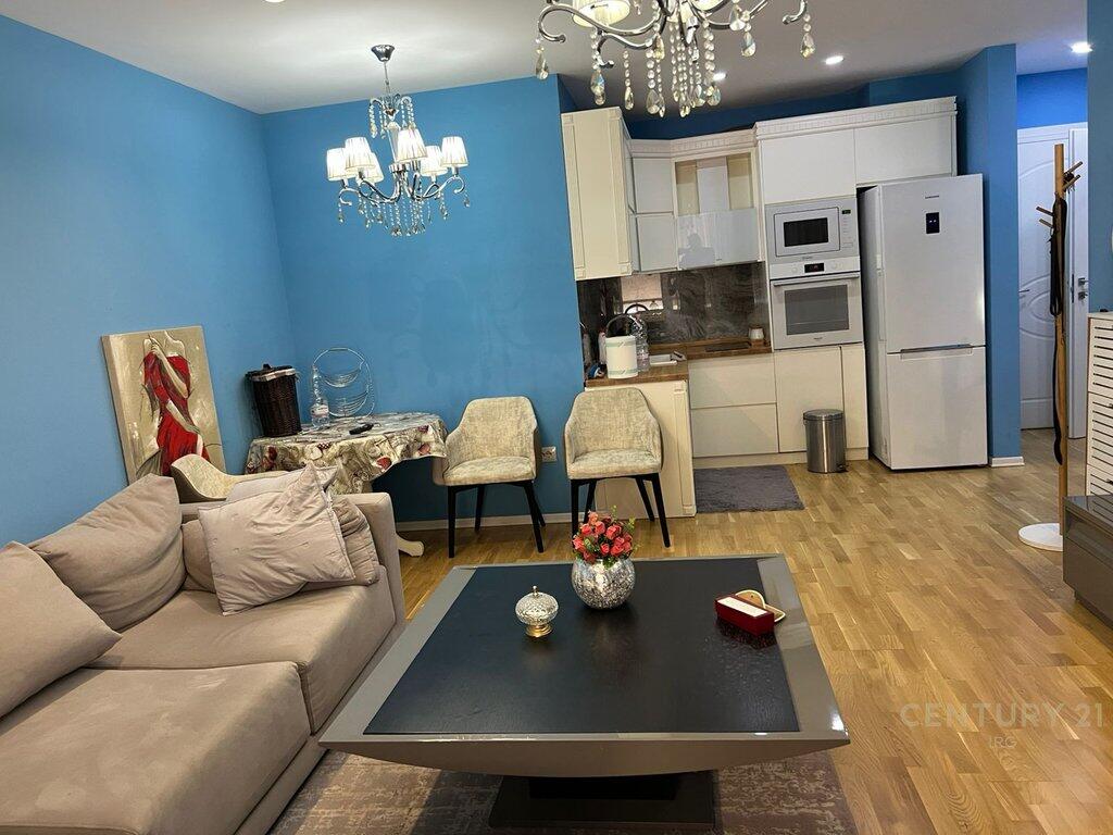Apartament 1+1 Modern në Shitje pranë Pazarit te Ri