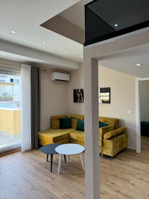 Super 2+1 apartment at Kodra e Diellit (Bill Klinton)