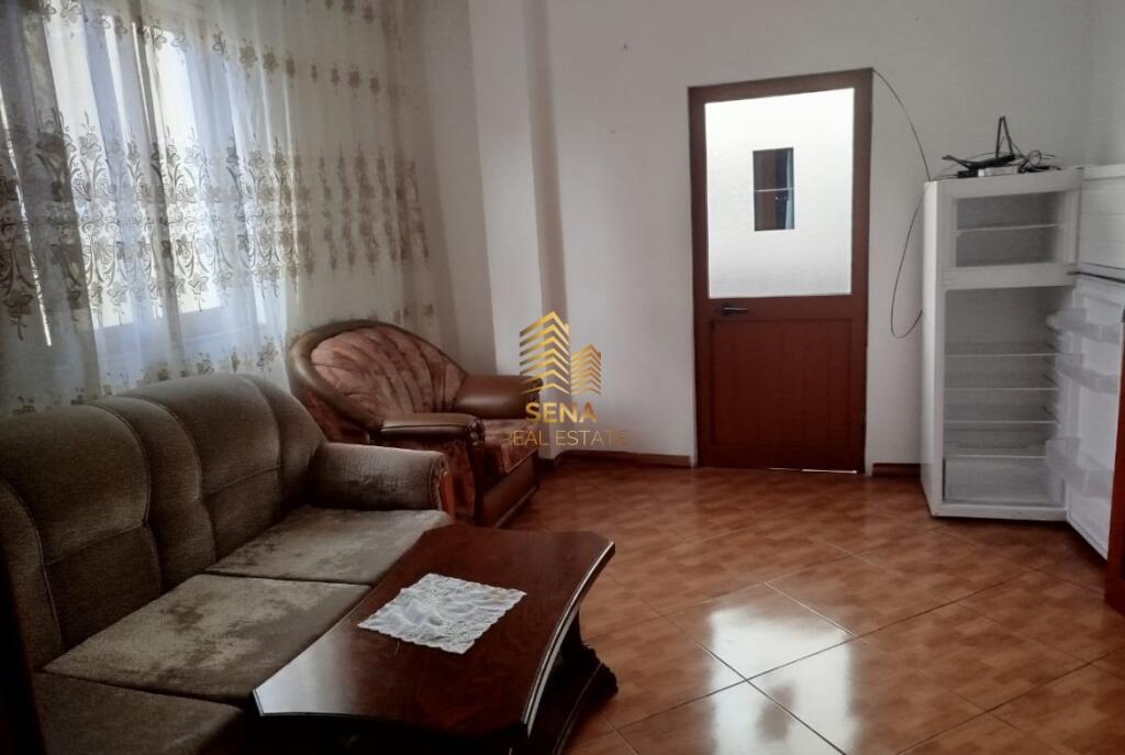 Qira, Apartament 1+1, 5 Maji, 250 Euro/muaj