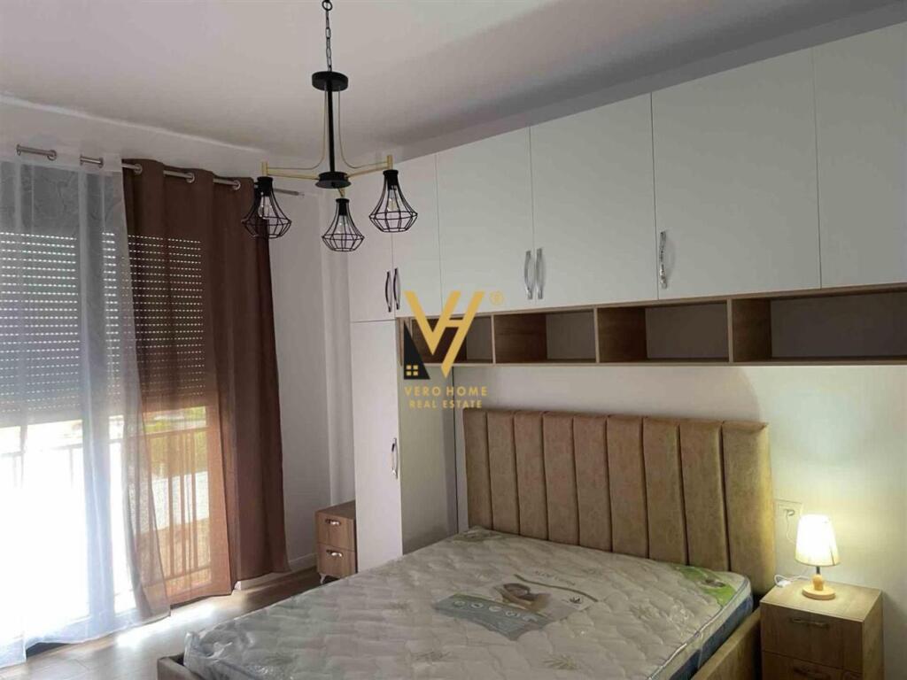 JEPET APARTAMENT 1+1+BLK ME QERA NE SELITE 450 EURO