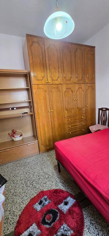 1+1, stadiumi dinamo,kat 3 pa ashensore,380 euro