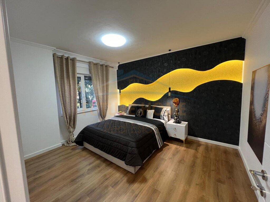 For sale, Apartment 2+1+2, Dry Lake, Tirana.
