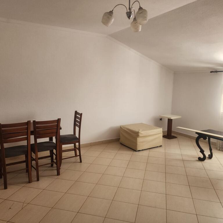 Rent, Private House 2+1, Xhamllik 350 euro/month