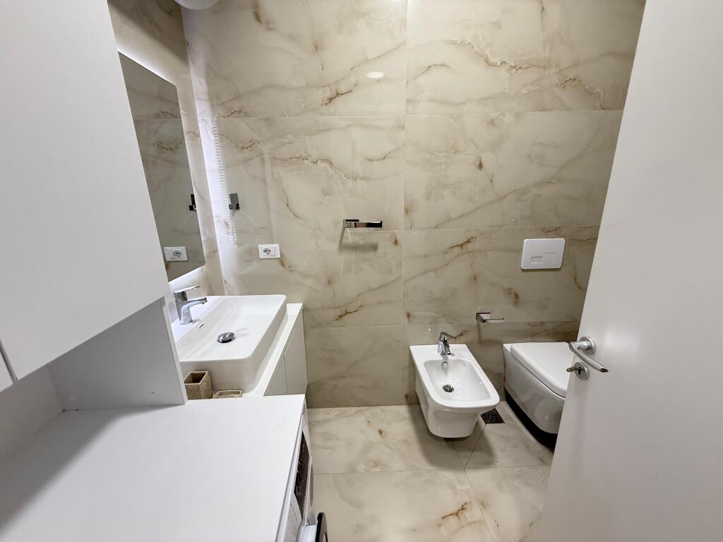 Apartament 2+1 per Qera