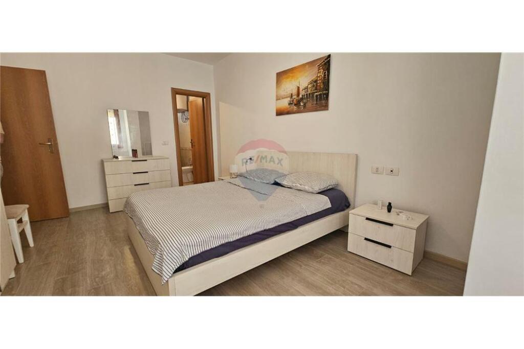 Jepet me qira apartament (2+1),Rruga e Kavajes