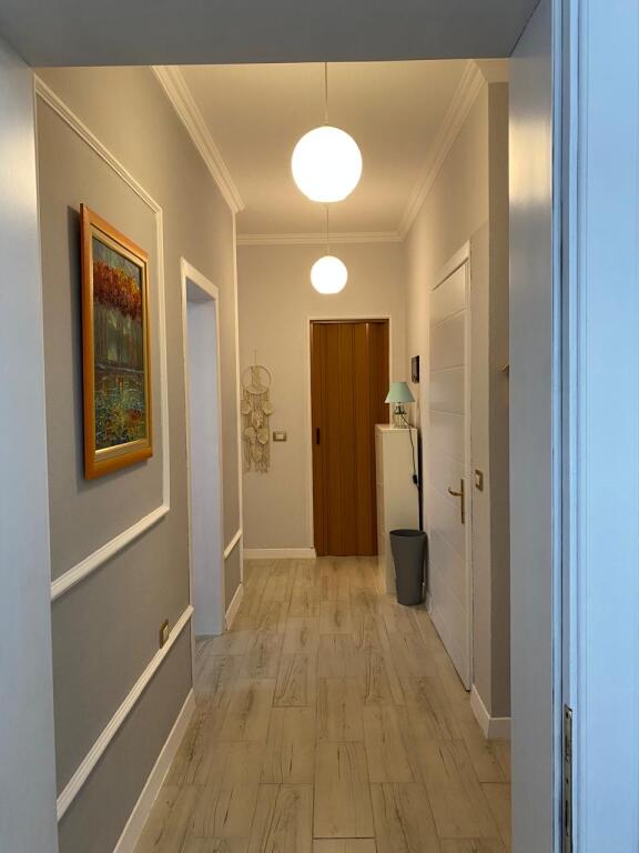 Apartament 2+1+2 me qira tek Rruga e Elbasanit