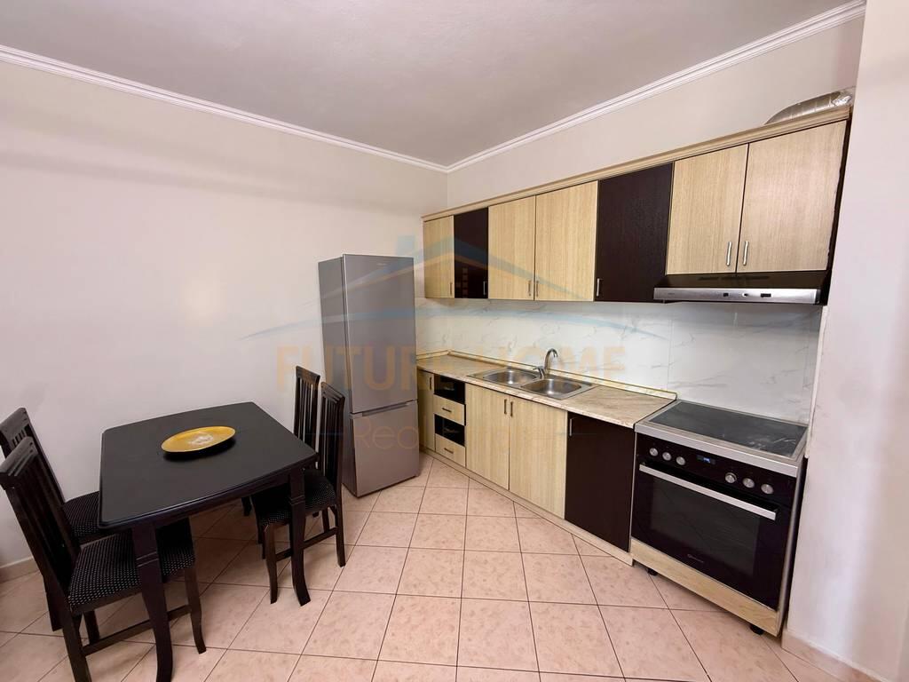 For sale, Apartment 2+1, Unaza e Re