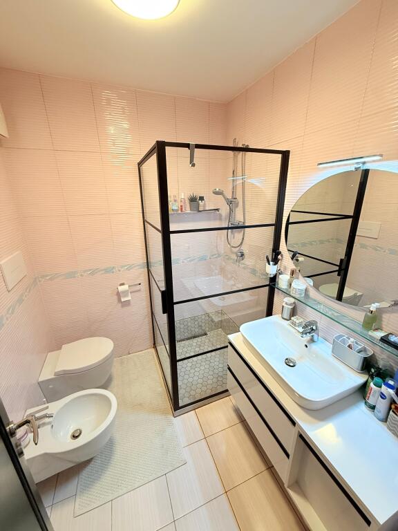 2+1 Apartment for Sale in Bllok