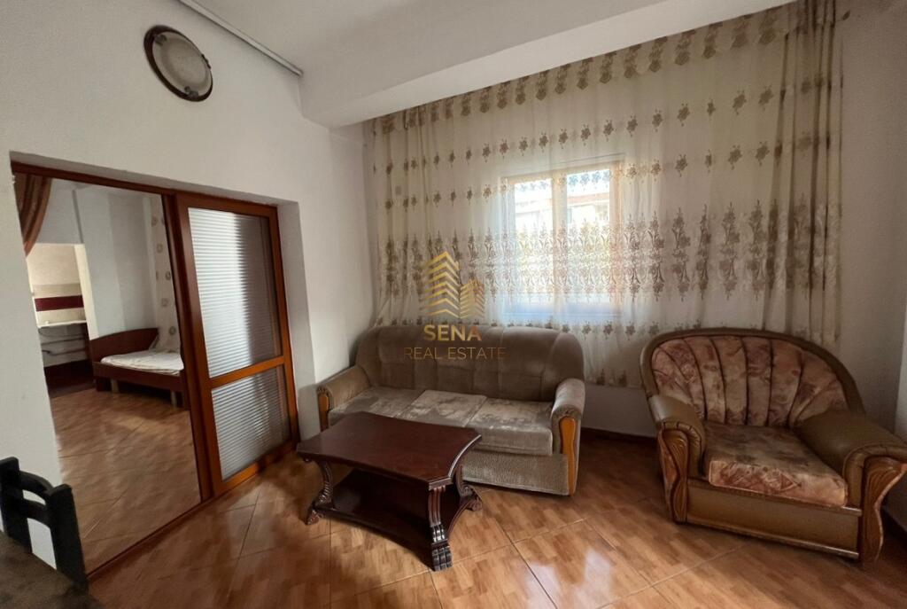 Qira, Apartament 1+1, 5 Maji, 250 Euro/muaj