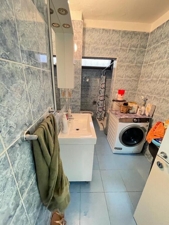 Apartament 1+1 per Qera tek Ish Parku