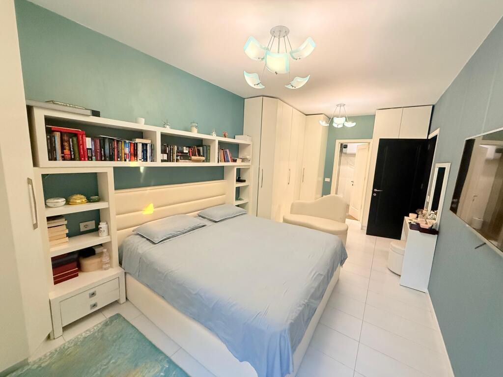 2+1 Apartment for Sale in Bllok