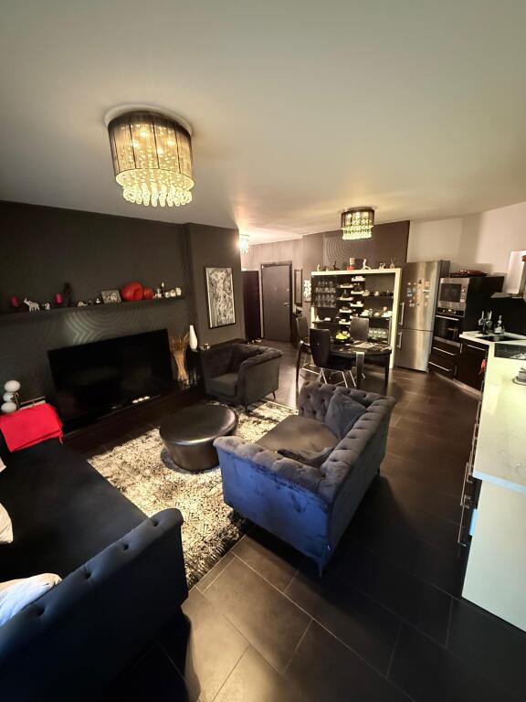 2+1 Apartment for Sale in Bllok