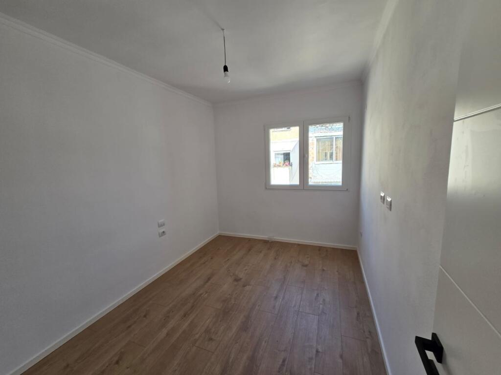 Apartament ne shitje 2+1+ballkon