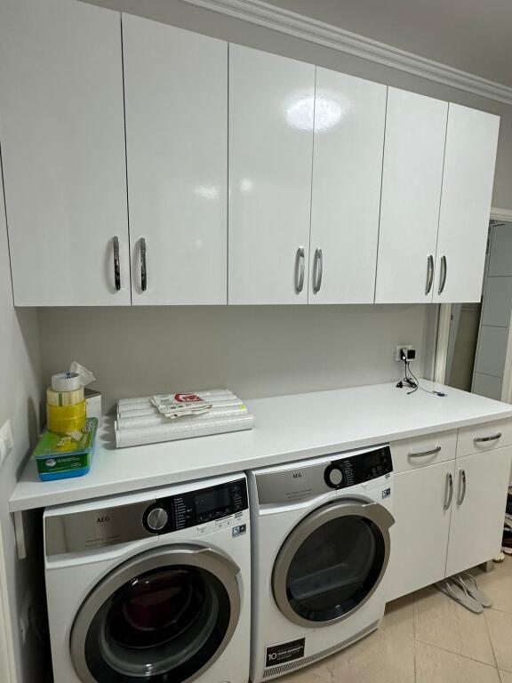 Apartament me qira 2+1 ne qender 750 euro