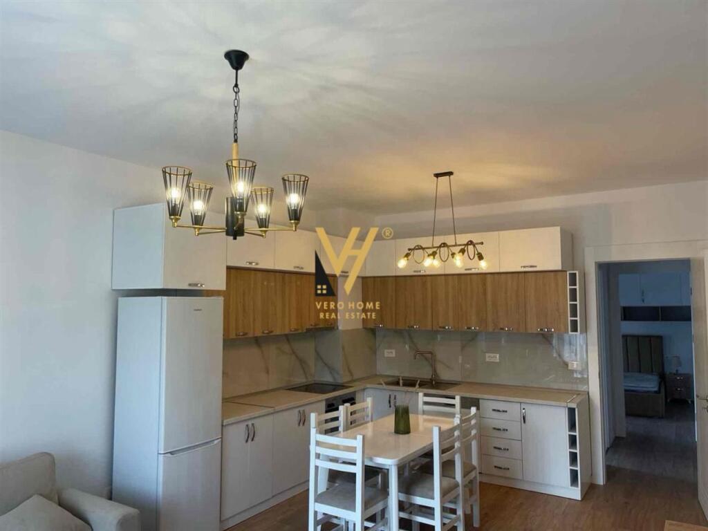 JEPET APARTAMENT 1+1+BLK ME QERA NE SELITE 450 EURO