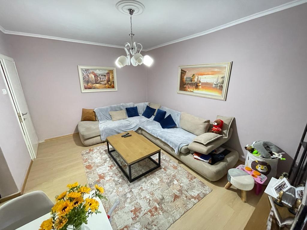 Apartament 1+1 per Qera tek Ish Parku
