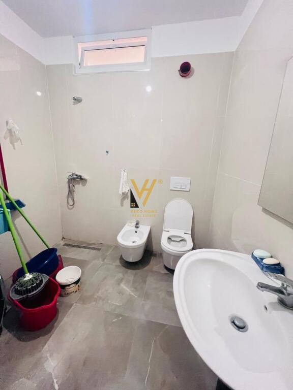 VENDESI APPARTAMENTO 2+1+2 AL 5 MAJI 170.000 EURO