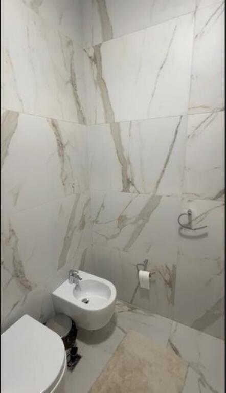 🔑 Apartament 2+1 për Shitje📍Kompleksi  Delijorgji (Rr. e Kavajes)