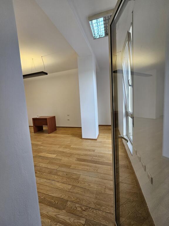 Office space for rent at Garda