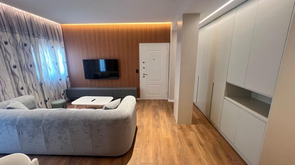 2+1,furnished, villa floor, new Sauk. price 550