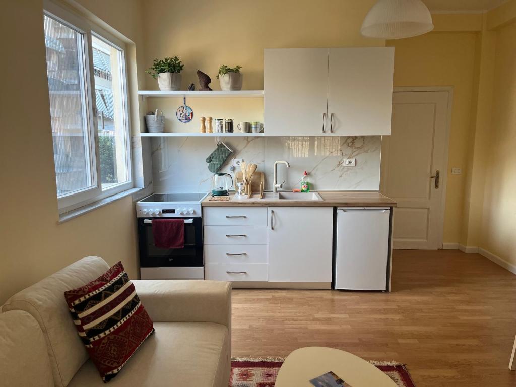 Apartment 2+1 for rent at 31 Dhjetori