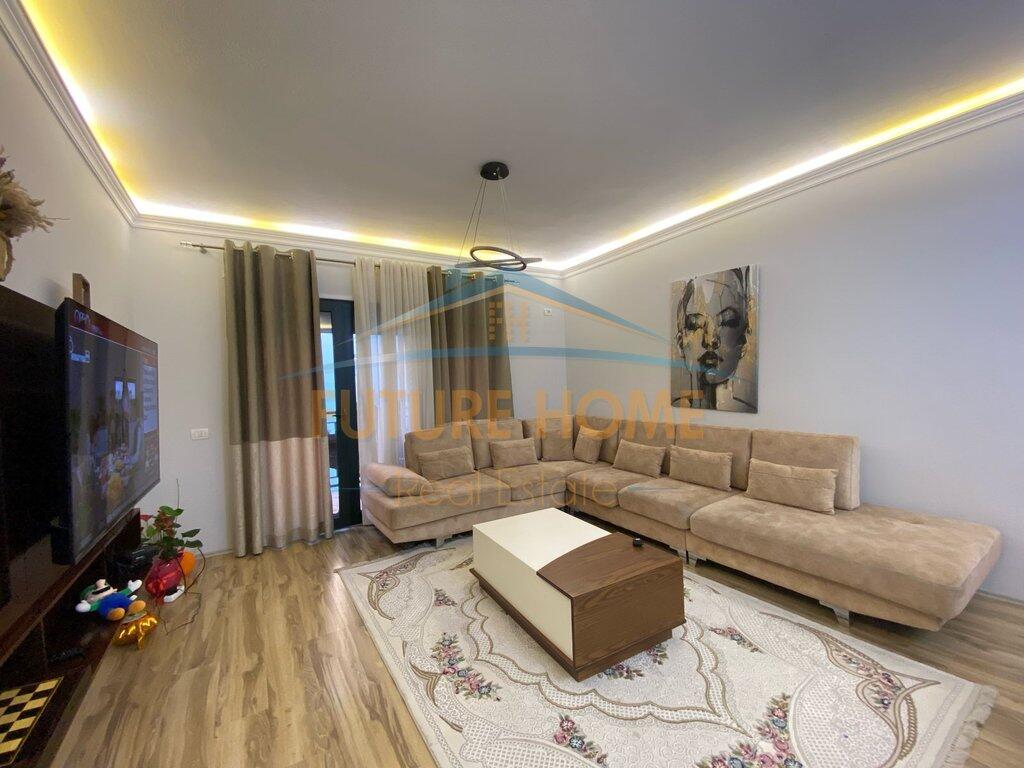 Shitet, Apartament 3+1+2+Post Parkimi, Kompleksi Green City
