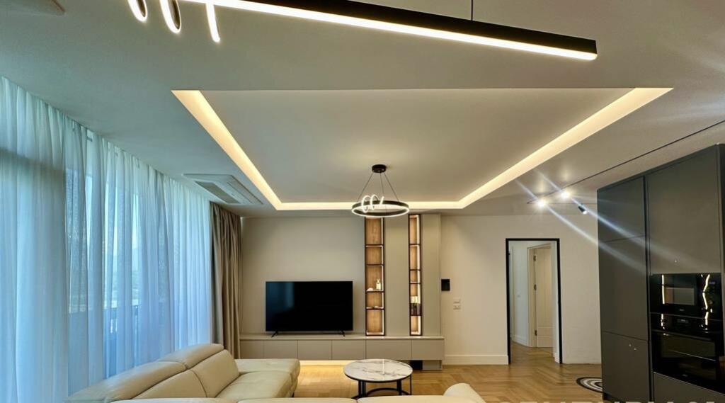 Apartment for rent at Lake View