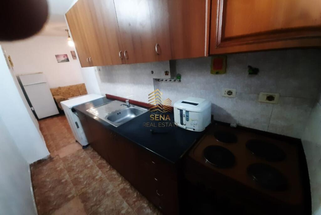 Rent, Apartment 1+1+balcony, Xhamllik, 400 Euro/month