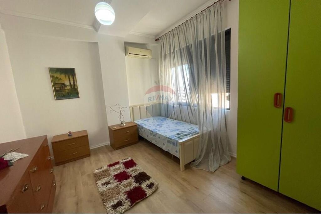 2+1 apartment for sale at 5 Maji !