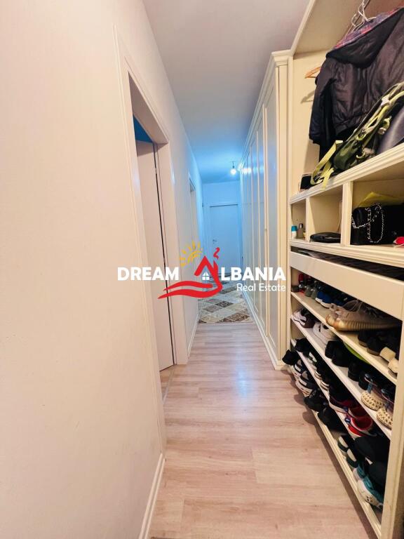 Apartment 2+1+2 for sale at 5 Maji near the Tirana Jone school (ID 41212030)