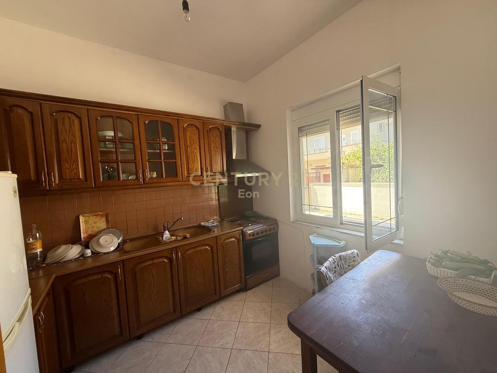 VILLA SUPER IN VENDITA NEL QUARTIERE 17, DURRES !!!