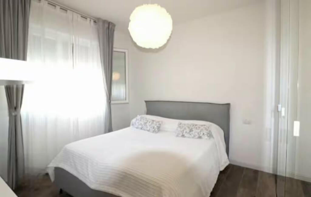 Apartament me qera 1+1 tek Rruga Bardhyl (ID B211367) Tirane