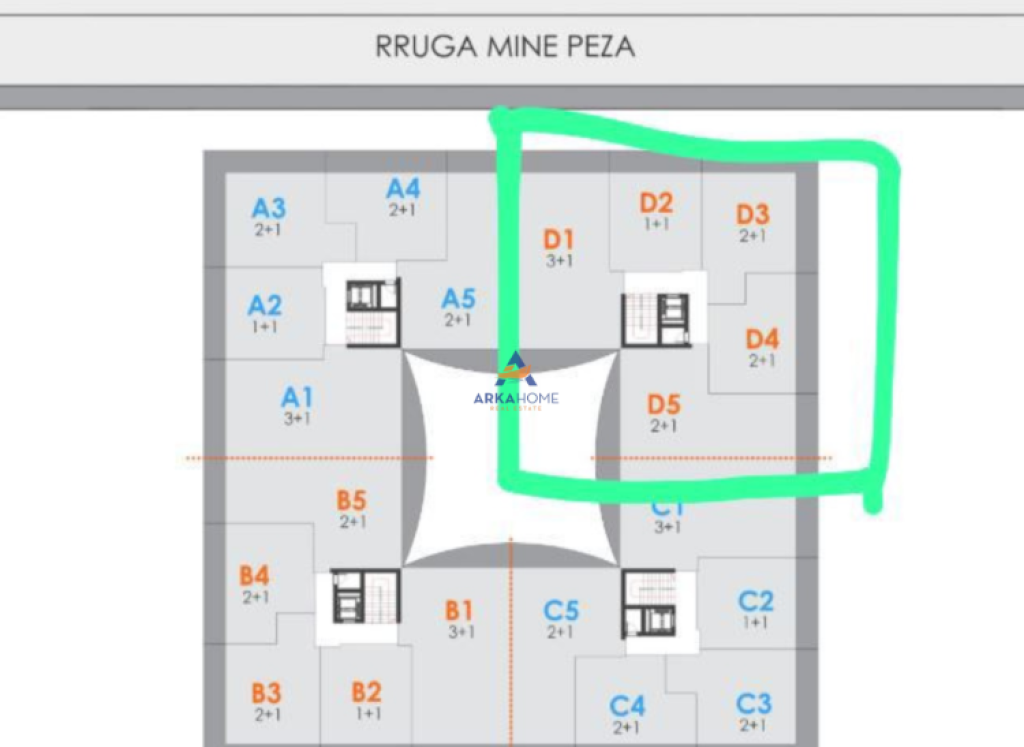 SPACE FOR RENT 540M2 "GOLDEN TOWER,MINE PEZA" 5000 EURO.