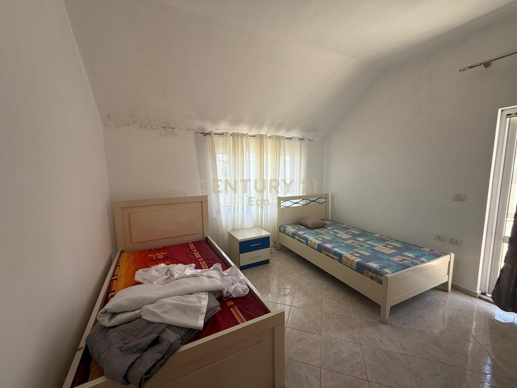 VILLA SUPER IN VENDITA NEL QUARTIERE 17, DURRES !!!