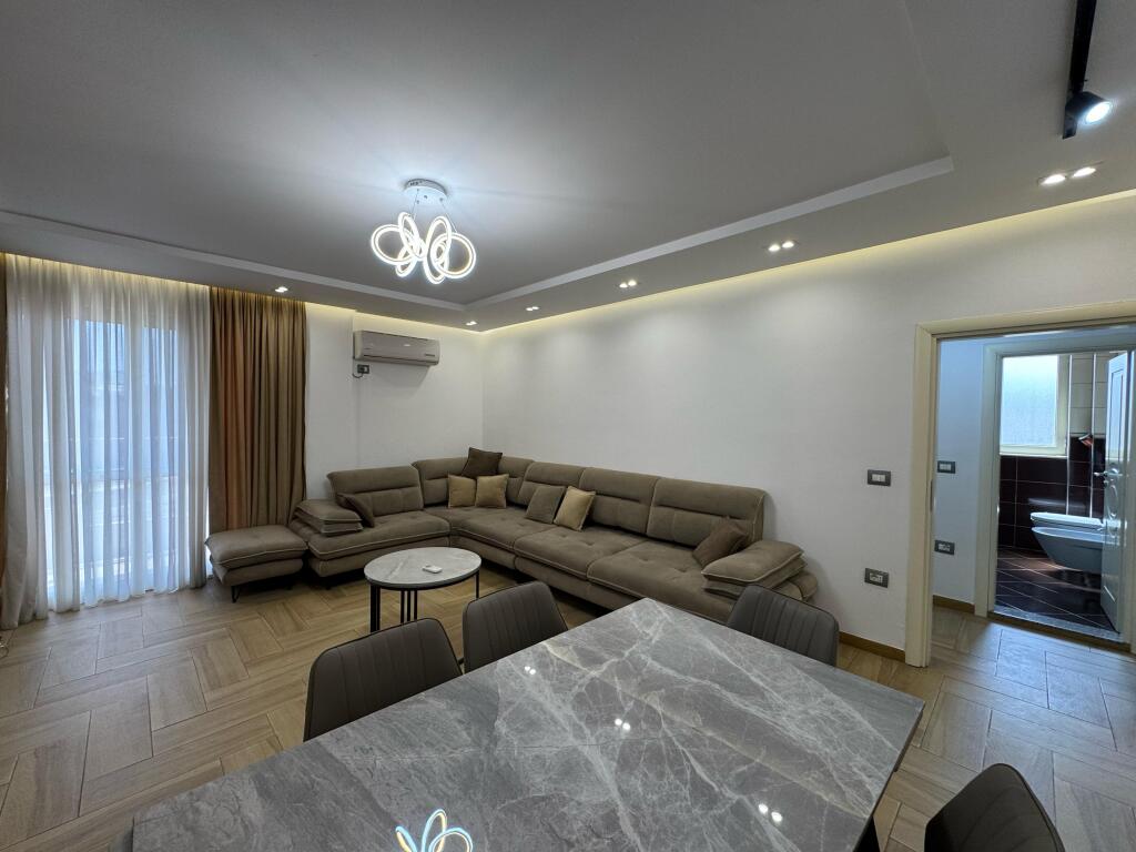 📣 QERA Apartament 2+1  📍Pranë Mozaikut të Tiranës  ✨  