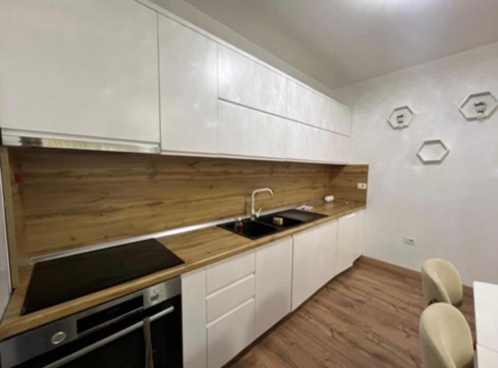 For rent 2+1 at Fratari Complex, Botanical Garden