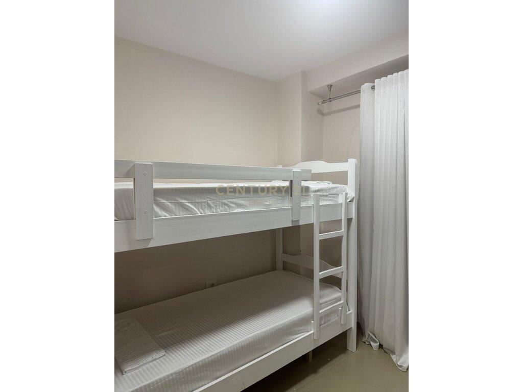 2+1 Apartment for rent in Plazh Hekurudha !