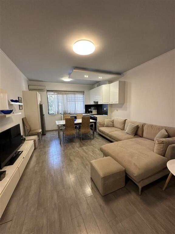 JEPETME QERA APARTAMENT 1+1 55000 LEKE BRRYLI