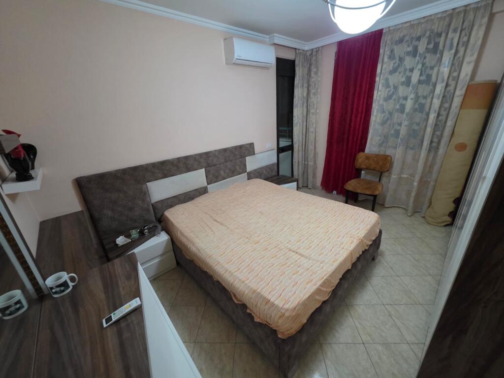 Jepet me qira 2+1+2 TE RRUGA 5 MAJI 500€