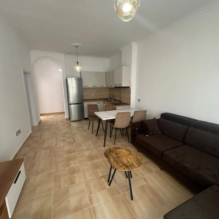🚨Appartamento 3+1+2 in affitto 📍Brryli, vicino alla maternità Koco Glozheni  